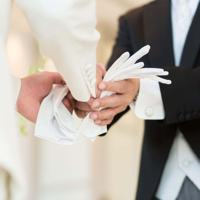 福岡　結婚式　ハカタギグランヒューリ　チャペル　教会式