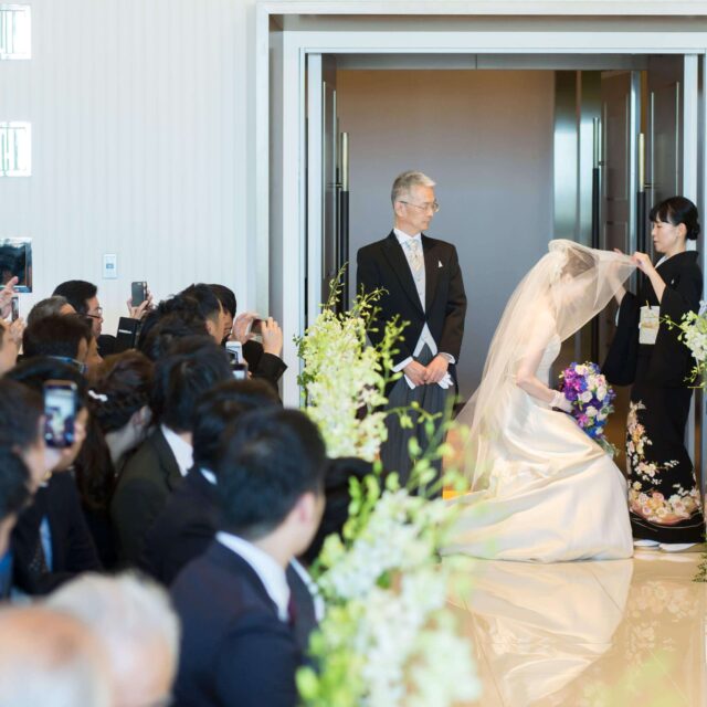 福岡　結婚式　ハカタギグランヒューリ　チャペル　教会式　ウェディングドレス　アントニオリーヴァ　ANTONIORIVA