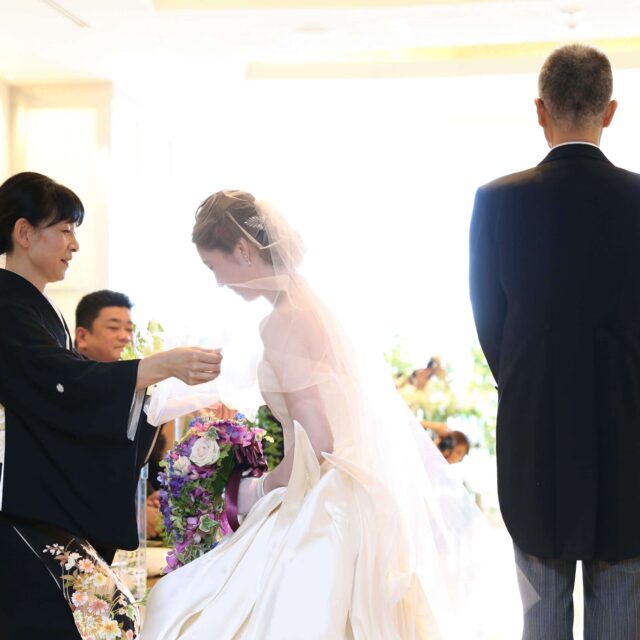 福岡　結婚式　ハカタギグランヒューリ　チャペル　キリスト教式　ウェディングドレス　アントニオリーヴァ　ANTONIORIVA