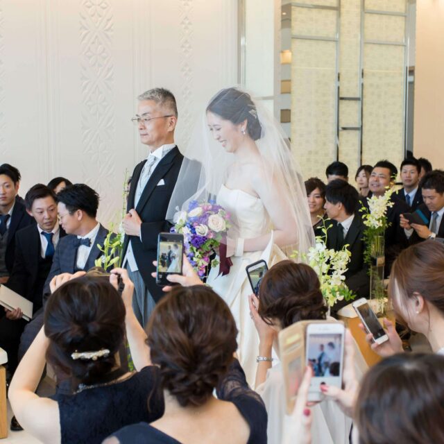 福岡　結婚式　ハカタギグランヒューリ　チャペル　教会式　ウェディングドレス　アントニオリーヴァ　ANTONIORIVA