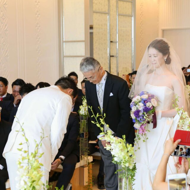 福岡　結婚式　ハカタギグランヒューリ　チャペル　教会式　ウェディングドレス　アントニオリーヴァ　ANTONIORIVA