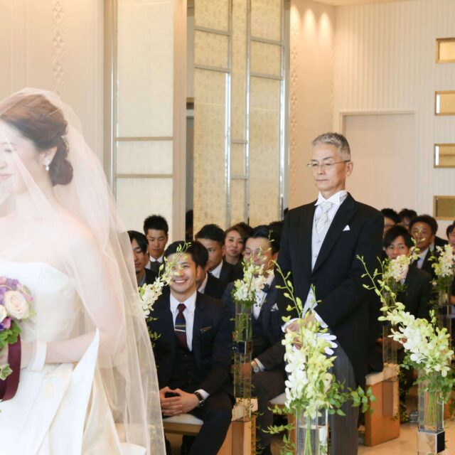 福岡　結婚式　ハカタギグランヒューリ　チャペル　教会式　ウェディングドレス　アントニオリーヴァ　ANTONIORIVA