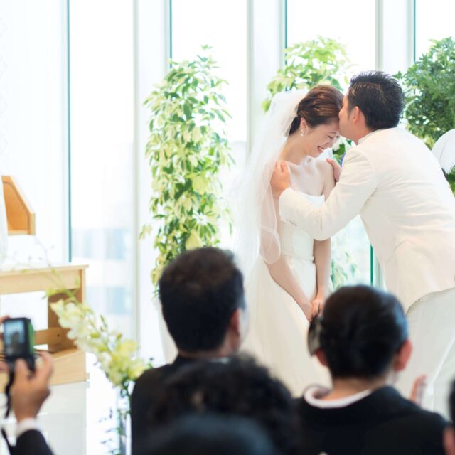 福岡　結婚式　ハカタギグランヒューリ　チャペル　教会式