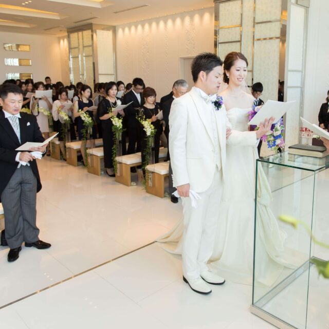 福岡　結婚式　ハカタギグランヒューリ　チャペル　教会式　ウェディングドレス　アントニオリーヴァ　ANTONIORIVA