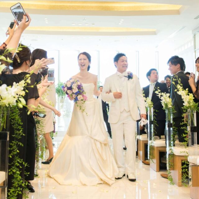 福岡　結婚式　ハカタギグランヒューリ　チャペル　教会式　ウェディングドレス　アントニオリーヴァ　ANTONIORIVA
