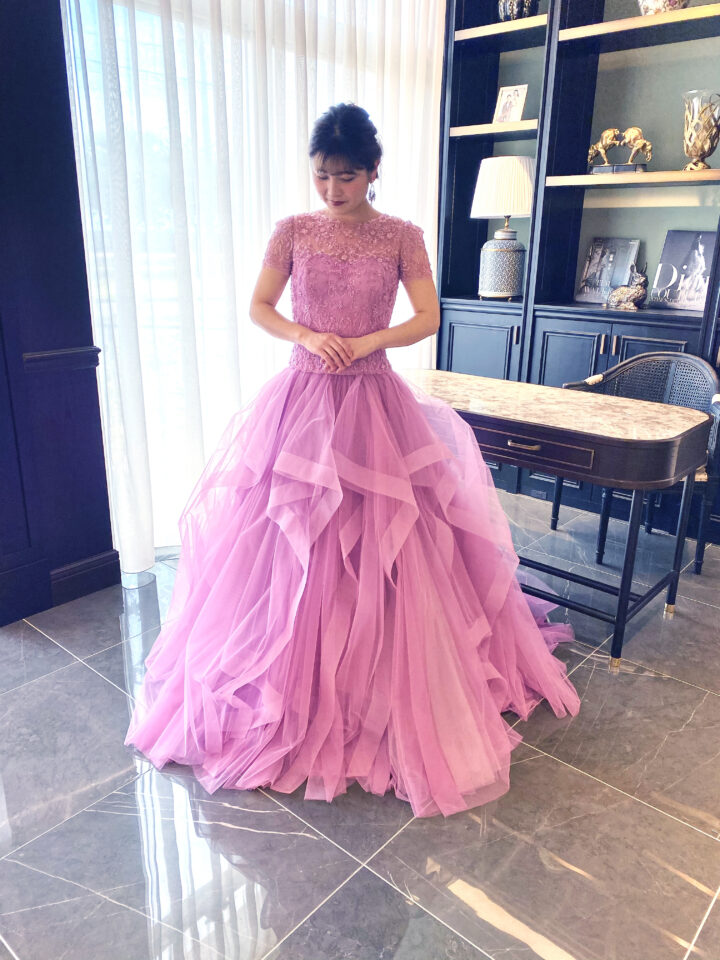 KENNETH POOL(ケネスプール)のピンクのカラードレス