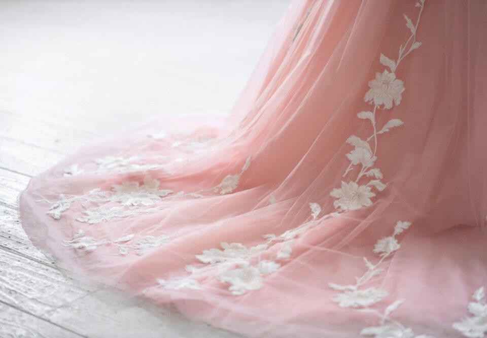 FioreBiancaオリジナルドレス　カラードレス　Aライン　ピンク　チュール　ドレッシーズ　　