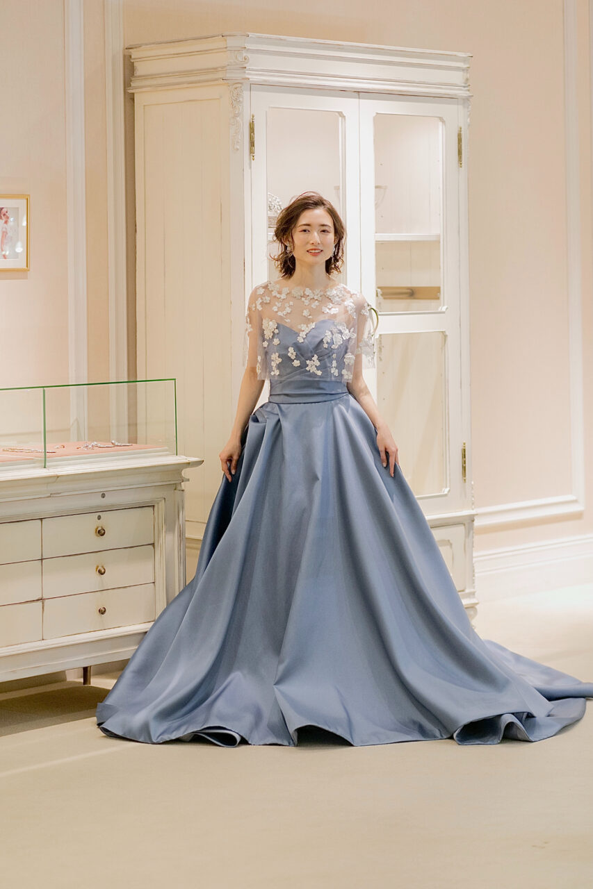 スーツ・フォーマル・ドレス leaf Leaf for Brides | ブランド | 衣裳のご案内 | 結婚式・挙式なら