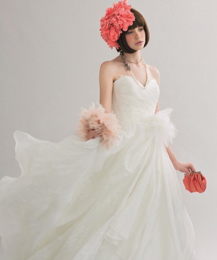 ショートヘア ウェディングドレスが似合う花嫁髪型アレンジまとめ