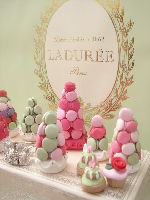 スイーツで大人気 Laduree ラデュレ をテーマにした結婚式 ドレッシーズ